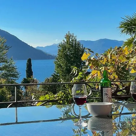 Hébergement de vacances Sonnige Gartenwohnung Mit Pool Und Panoramasicht *